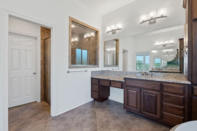 Building Photo - 13271 Mesa Verde Dr