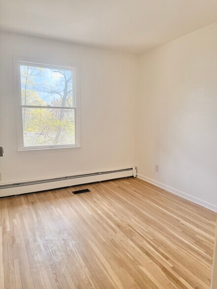 Building Photo - 36 W Prospect St