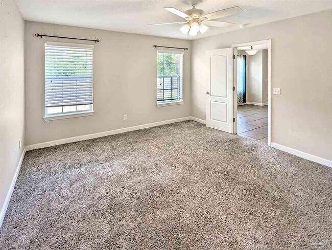 Building Photo - 734 Marlin Spike Dr