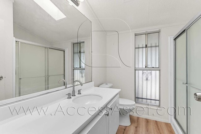 Building Photo - 1360 Cabrillo Dr