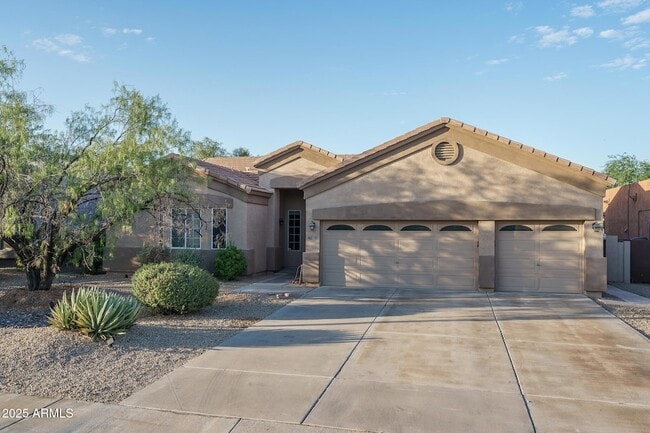 Primary Photo - 4609 E Pinnacle Vista Dr