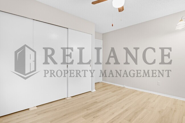 Building Photo - 913 N Wilbur Ln