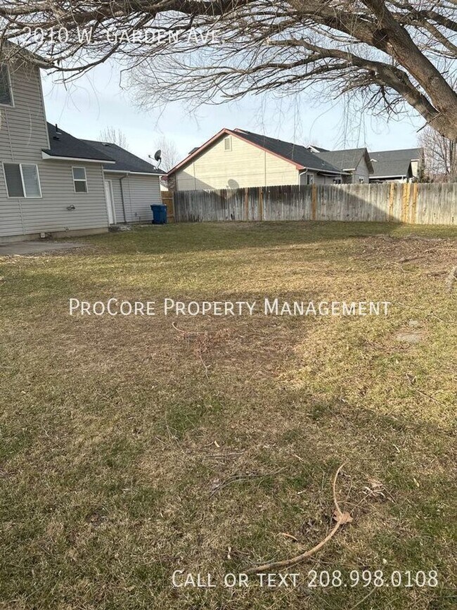 Building Photo - $2195/Month: Spacious 4-Bed, 2.5-Bath Home with 3-Car Garage on Expansive Lot