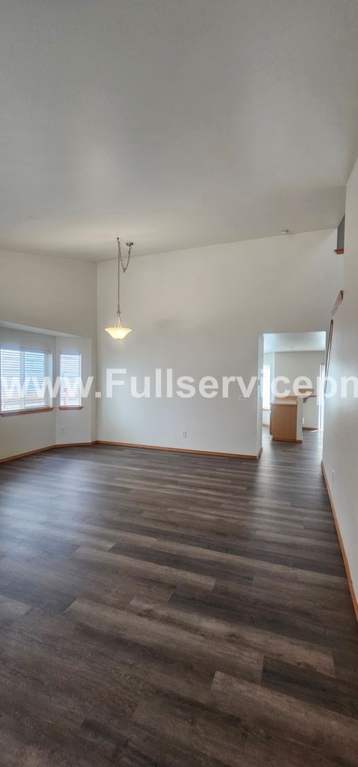 Building Photo - 22607 SE 287th Pl