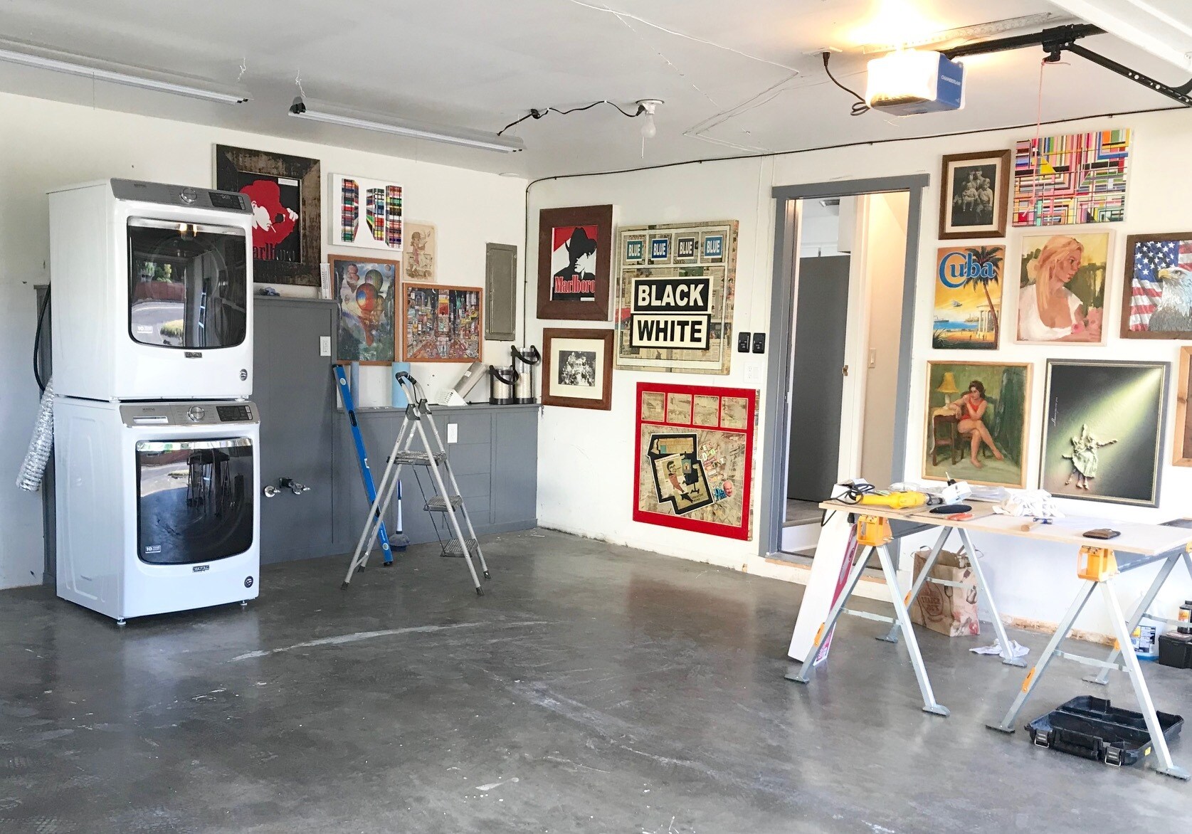 Garage / Laundry - 12815 NE Fremont St