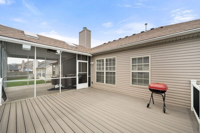 Building Photo - Gorgeous 3-bedroom, 2-bathroom ranch-style home