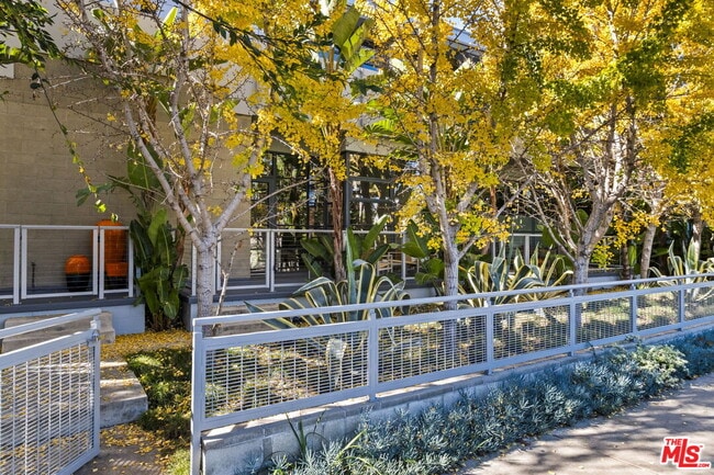 Building Photo - 1534 17th St