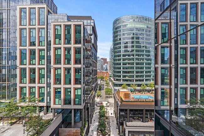 Building Photo - 135 Seaport Blvd