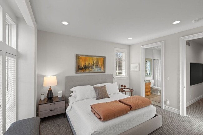 Building Photo - Stout Street 2 BDR at Curtis Park