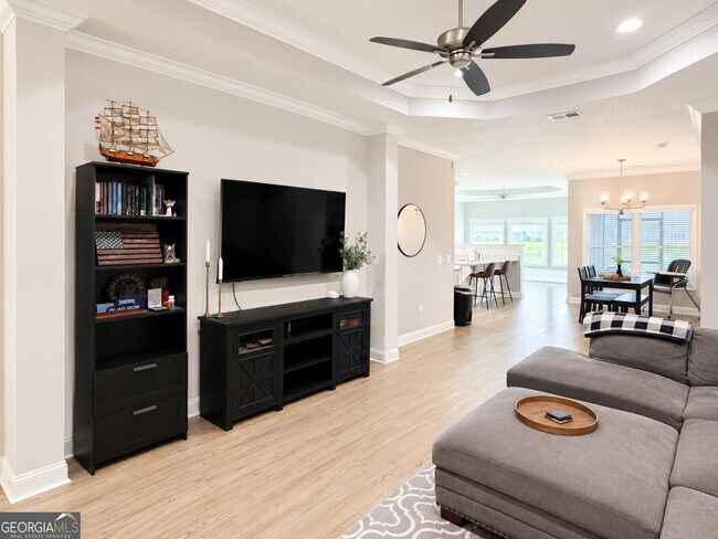 Building Photo - 235 The Villas Wy