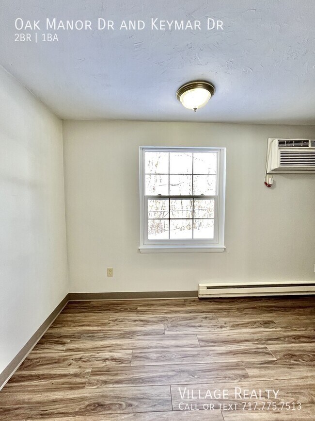 Building Photo - 221 Oak Manor Dr