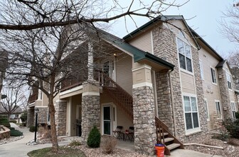 Building Photo - Upper Level Condo Near Cherry Creek State ...