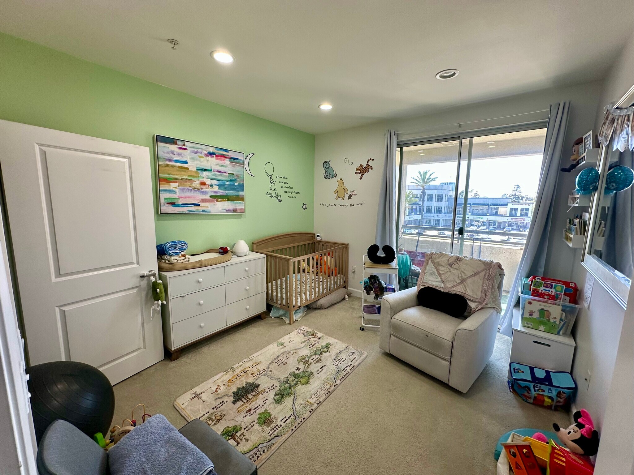 2nd bedroom with access to balcony and walk in closet - 1336 Scholarship