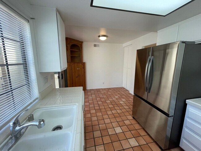 Building Photo - High Country West/Rancho Bernardo, Patio Home.  2/2, 1230 sq. ft..