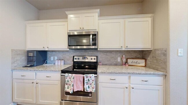 Building Photo - 2907 Papa Bear Dr