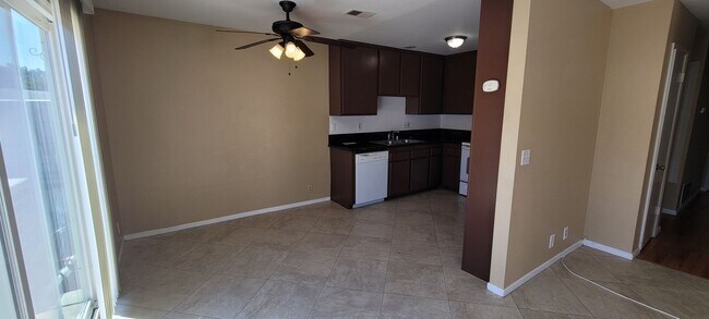 Building Photo - 1017 Quiet Creek Ln