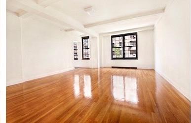 Building Photo - 435 W 23rd St