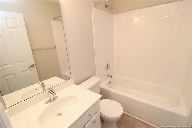 Building Photo - 8120 Upper Lake Dr