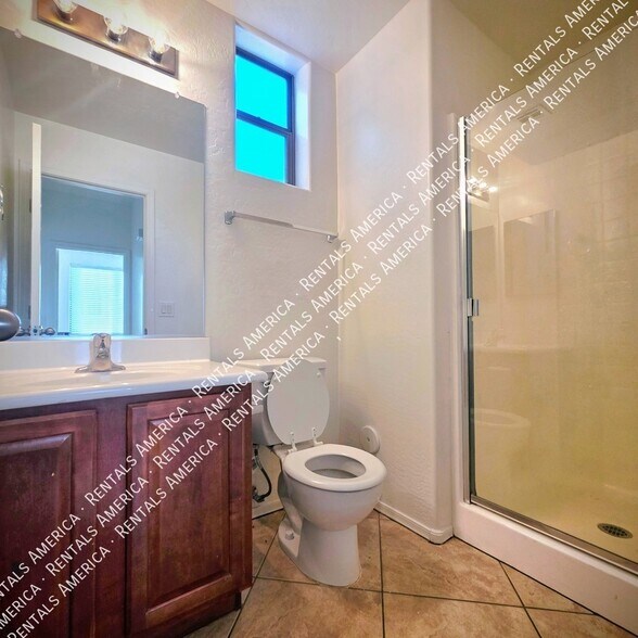 Building Photo - 2715 S Cupertino Dr