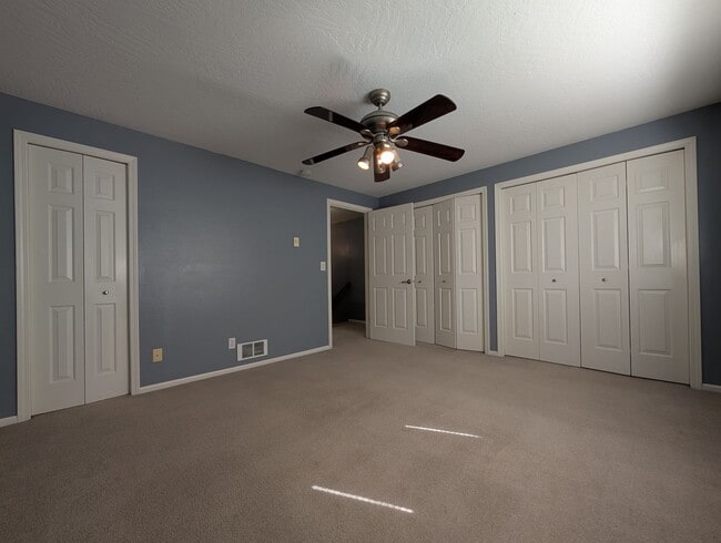 Building Photo - 2-Bedroom, 1.5-Bath Sunset Meadow Townhous...