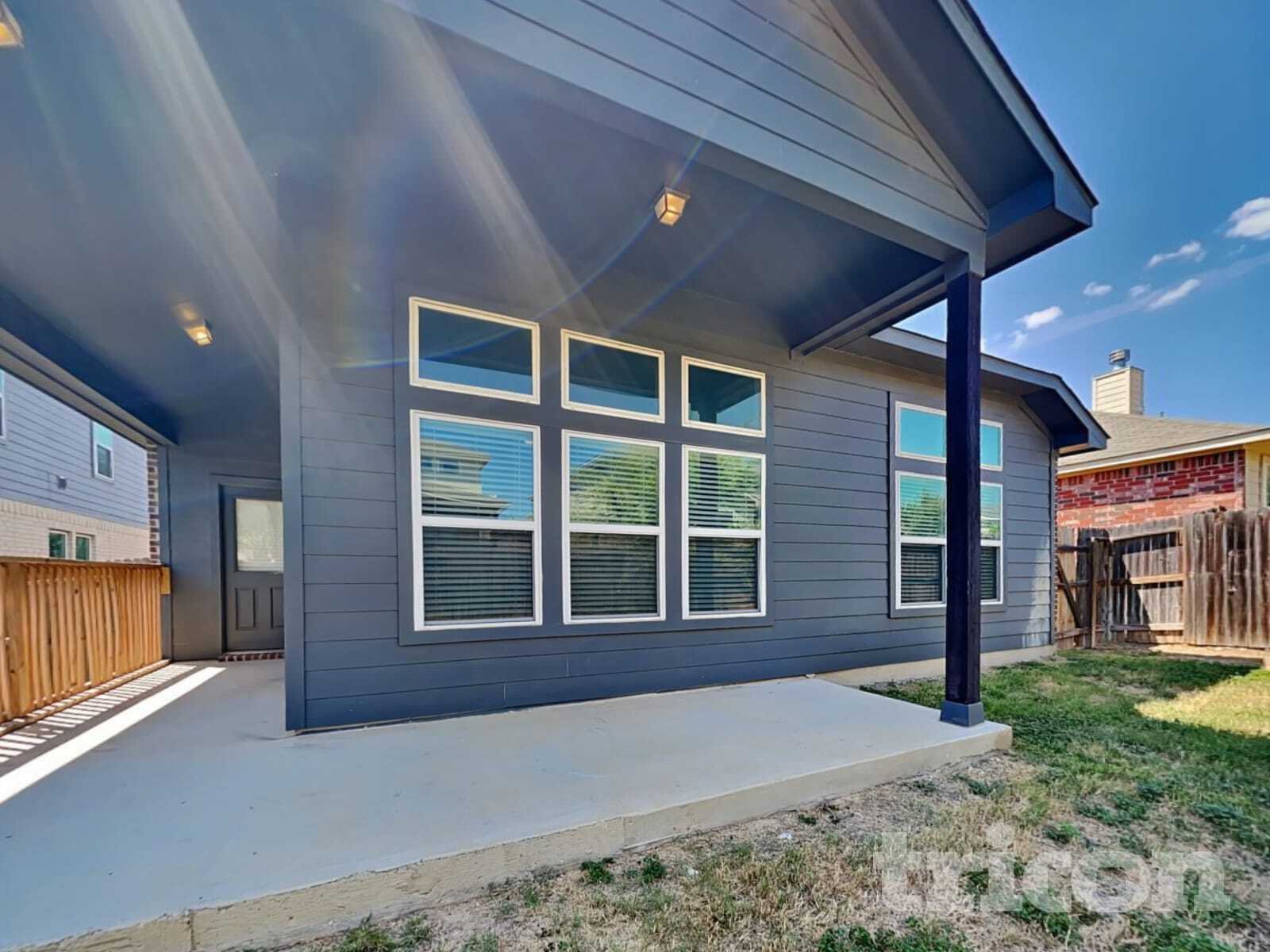 Building Photo - 7950 Headwaters Trail