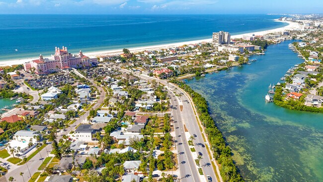 Building Photo - 3310 E Maritana Dr