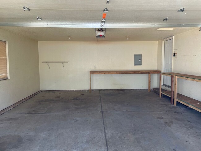 Building Photo - Adorable 3 Bedroom Home in Woodland Park