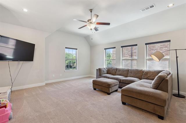 Building Photo - 2107 Grassland Dr