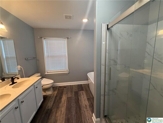 Building Photo - 7109 Hunt Dr