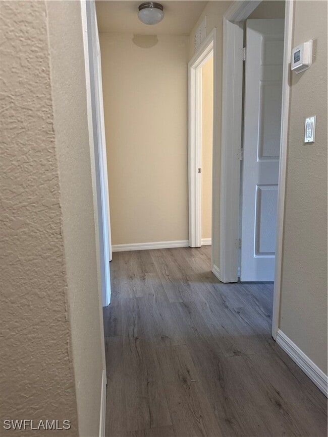 Building Photo - 9068 Gervais Cir