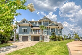 Building Photo - 4 Bedroom 4.5 Bath Home in Dunes West - Mt...