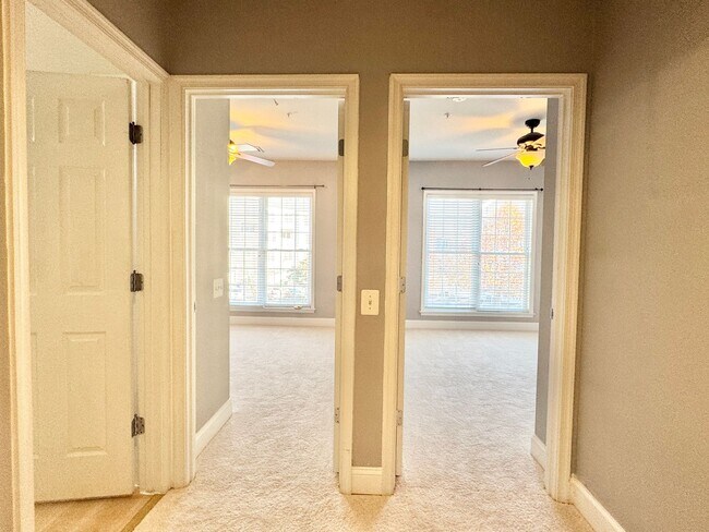 Building Photo - POTOMAC CLUB - TOWNHOUSE CONDO