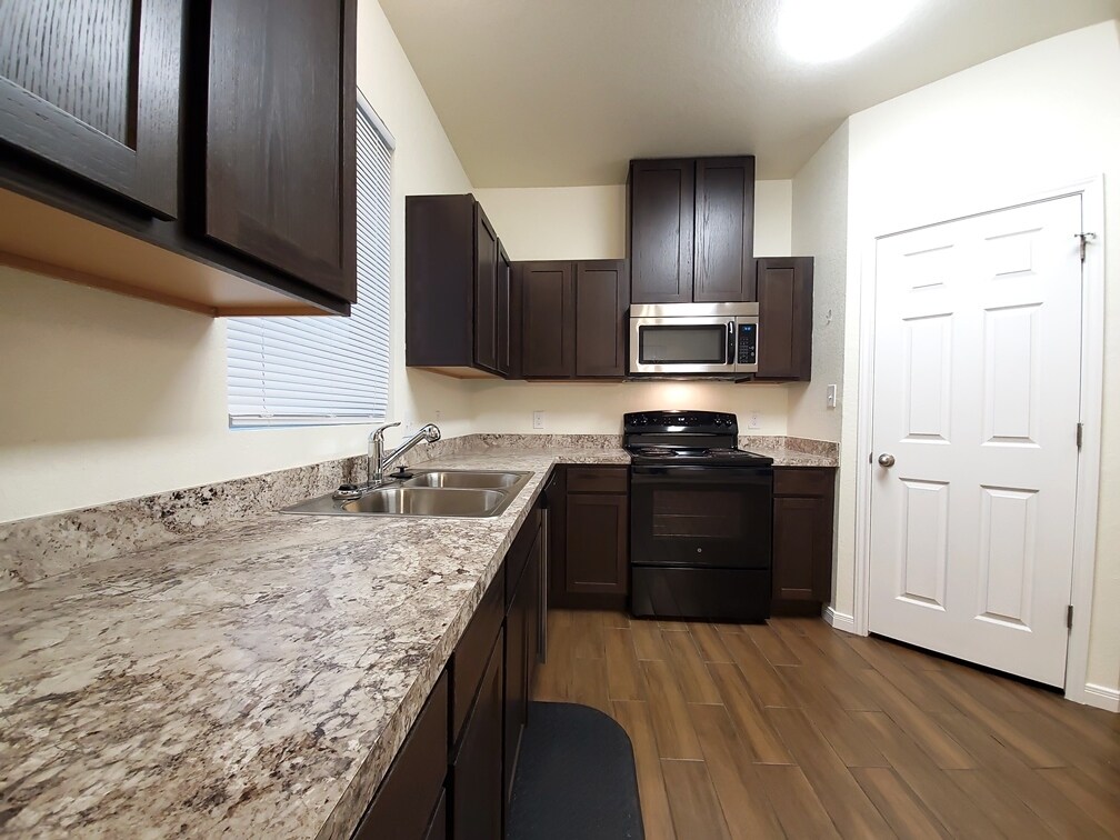 Building Photo - 8715 8th St