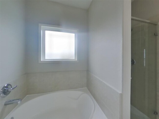 Building Photo - 514 Batten Way