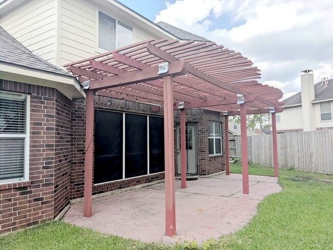 Building Photo - 3054 Summercrest Dr