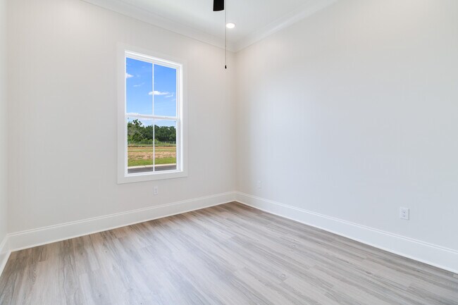 Building Photo - 108 Pilsbury Ln