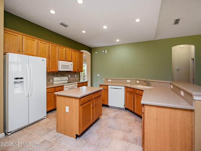 Building Photo - 1228 Loch Tanna Loop