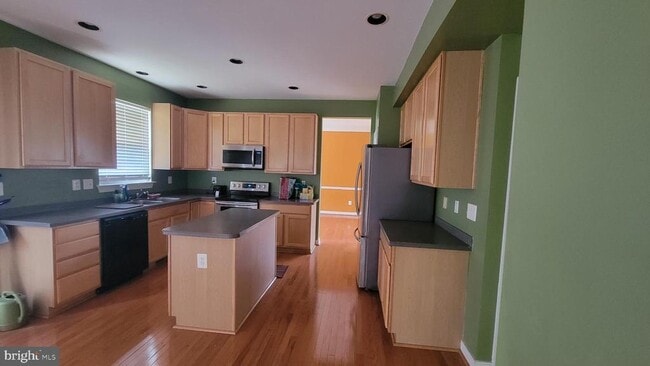 Building Photo - 8284 Harper Dr