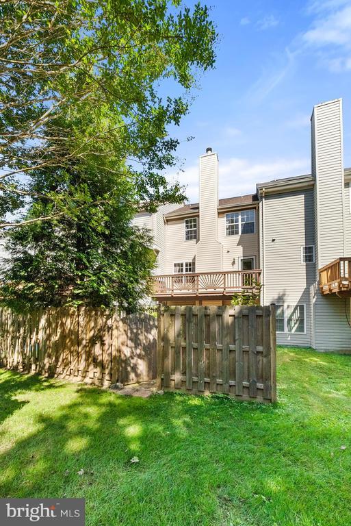 Building Photo - 106 McIlhaney Way