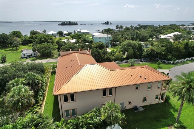 Building Photo - 7785 Grand Oak Cir