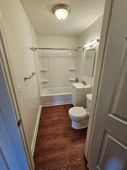 Building Photo - 2718 Pacific St