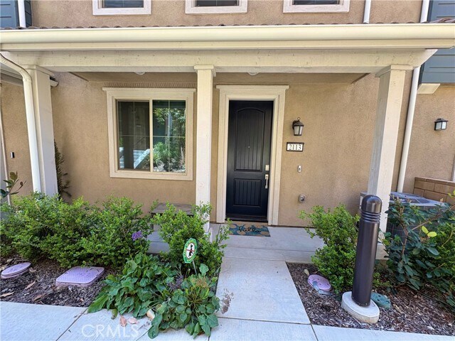 Building Photo - 2113 Crescent Moon