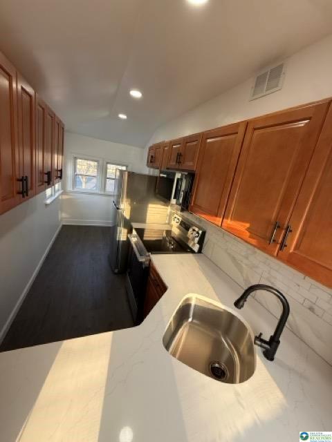 Building Photo - 6 N 17th St