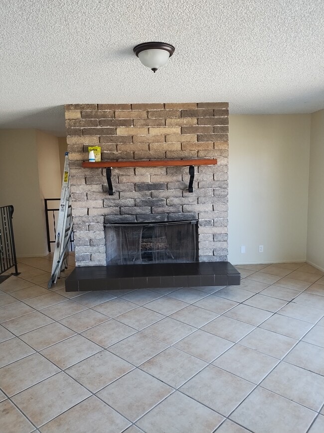 Building Photo - 18335 Taloga Ln