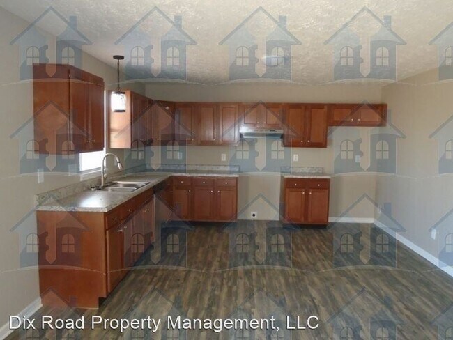 Building Photo - 794 Carriage Hill Ln