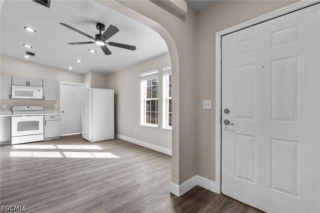 Building Photo - 1505 East 15th Street