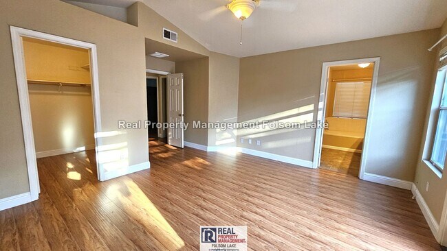 Building Photo - El Dorado Hills Home + Detached Cottage | Solar | 3-Car Garage | Private Backyard