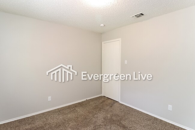 Building Photo - 4203 Blossom Trail