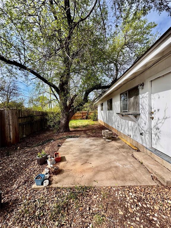 Building Photo - 4703 Sagebrush Trail