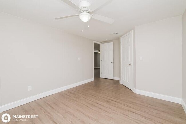 Building Photo - 5706 BAY BLVD, PORT RICHEY, FL 34668